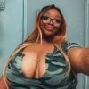 HOTMILFKATIEE