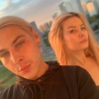 Offline chatovací místnost Shyimagination