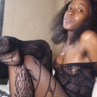 Petiteblack24 model avatar