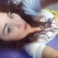 miimiizZ18's Offline Chat Room