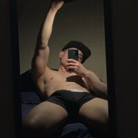 Neron_corvin webcam