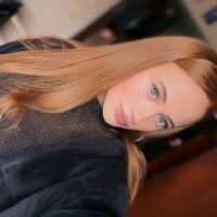 luciana_millers555 webcam model