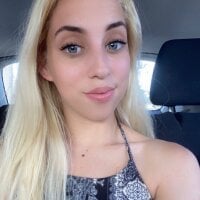 kaitlynmarie_'s Offline Chat Room