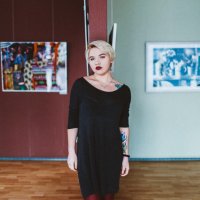 AbbyHotBb's Offline Chat Room