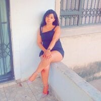 Belinder001 webcam model