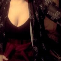 chaparrita_123's Offline Chat Room