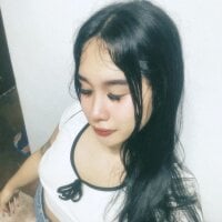 Urlady_Hinataxx webcam model