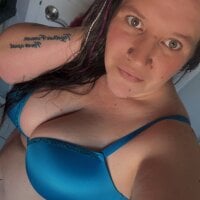 hottmessjess23 webcam model