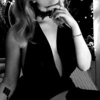 satanskitty666's Offline Chat Room