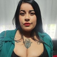 Candy_Capella's Offline Chat Room