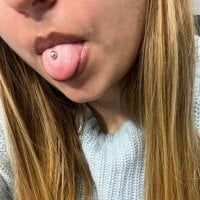 Maria_Bond webcam model