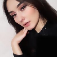 LaurenBluX's Profile Pic