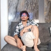 EnzoDarkwood webcam model