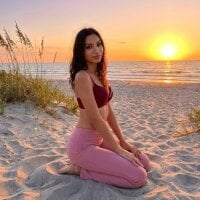 -MiaSweet- model avatar