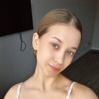 Julie_Harris webcam model