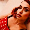 LizaAdler Ruang Obrolan Offline