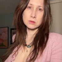 MommyGoddessL webcam