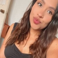 Alana-fox webcam model