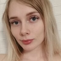 KiarraMoore 離線聊天室