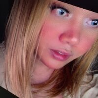 caligirlnikita webcam