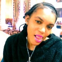 EbonySexyAbi's Offline Chat Room