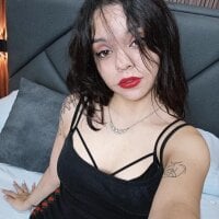 Clara_Luu model avatar