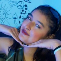 amelia_31's Offline Chat Room