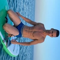 kevinlarsen99 offline chatrum