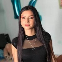 zoe_little28 offline chat-rom