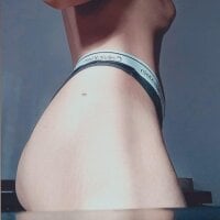 Queen_hot888 webcam model