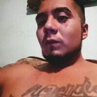 tonyhuellas' Offline Chat Room