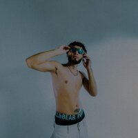 maxxx-boy's Offline Chat Room