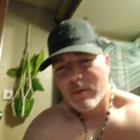 Hotredheadandtoungelasher's Profile Pic