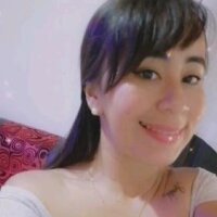 Linda_sophi16's Offline Chat Room