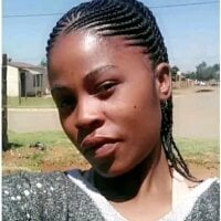 SexyBooBae25 webcam model