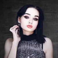 little__monsterr's Offline Chat Room