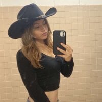 alexisluvsxx17n Offline chat-huone