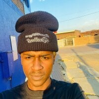 flyyestkiing webcam model