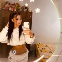 kendall_greeen's Offline Chat Room