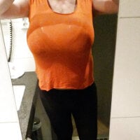 hugemaleboobs webcam