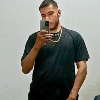 R3Y_S3X model avatar