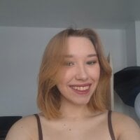 Agatha_Mayson webcam model