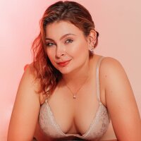 RossyMiller Adlı Modelin Çevrimdışı Sohbet Odası