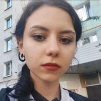 EmilyMillss offline chat-rom