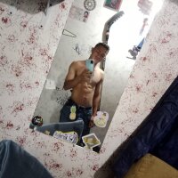 WinderHot84's Offline Chat Room