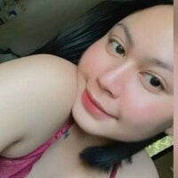 LoveSasshha webcam model