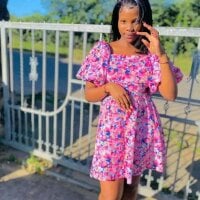 Slim-Ebonie webcam model
