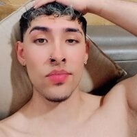 Noah_Velvet webcam