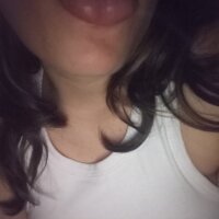 juguetona690's Offline Chat Room