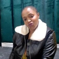 CandyBoobsxxxx webcam model